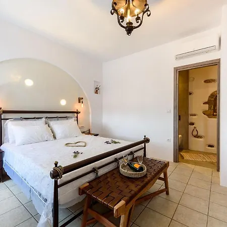 Seaside Glyfa Paros Villa *